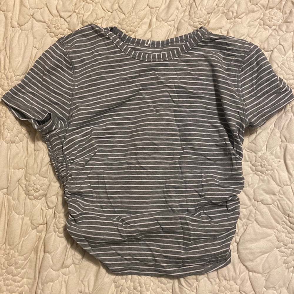 Lululemon crop top